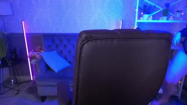 Snapshot of CoolTatis chatting on September 22, 2025, 6:59 am CoolTatis online show from September 22, 2025, 6:59 am