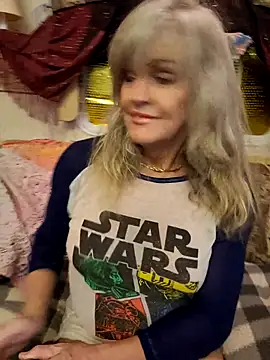 annika lately online show from September 16, 2025, 2:12 am