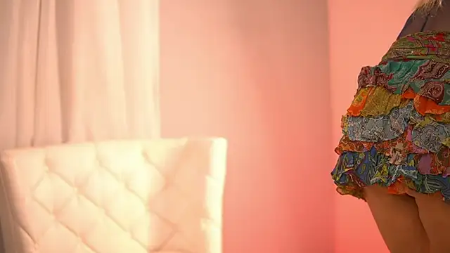 BritneyHudson online show from March 4, 2025, 4:49 am