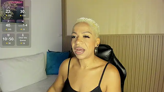 Snapshot of summer_night_ chatting on November 5, 2025, 11:43 am summer night online show from November 5, 2025, 11:43 am