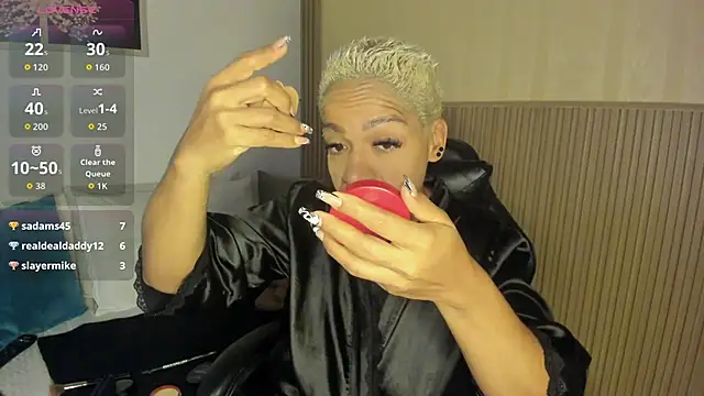 Snapshot of summer_night_ chatting on November 9, 2025, 1:09 pm summer night online show from November 9, 2025, 1:09 pm