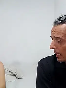 Snapshot of KarameloVzla chatting on September 28, 2025, 5:13 am KarameloVzla online show from September 28, 2025, 5:13 am