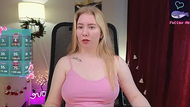 Snapshot of D0nna_ chatting on December 15, 2024, 7:46 am D0nna online show from December 15, 2024, 7:46 am