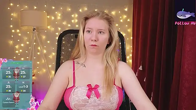 Snapshot of D0nna_ chatting on January 4, 2025, 10:45 pm D0nna online show from January 4, 2025, 10:45 pm