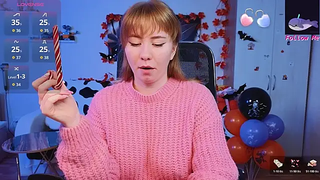 Snapshot of D0nna_ chatting on November 3, 2025, 7:37 pm D0nna online show from November 3, 2025, 7:37 pm