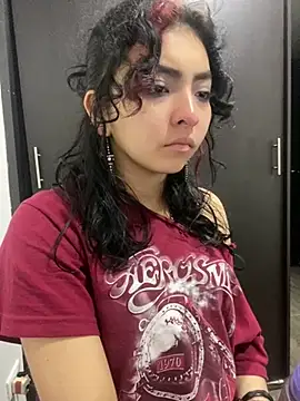 Snapshot of _Gothiccbitch_ chatting on December 22, 2024, 10:17 am  Gothiccbitch  online show from December 22, 2024, 10:17 am