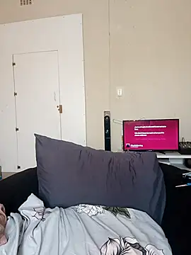 PerfectionBerrie online show from October 8, 2025, 10:13 am