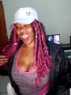 PerfectionBerrie online show from November 16, 2025, 7:30 pm