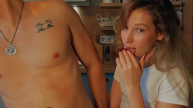  Lora Palmer online show from October 29, 2025, 10:06 am