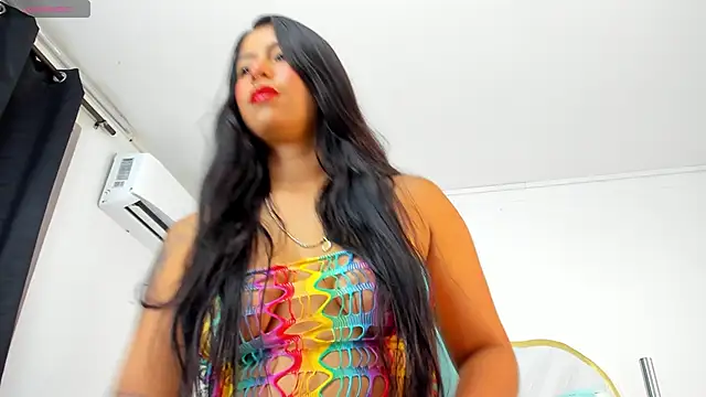 Snapshot of EmmaCrush chatting on March 4, 2025, 8:38 pm EmmaCrush online show from March 4, 2025, 8:38 pm