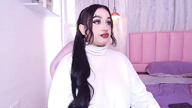 bella-green online show from February 1, 2025, 7:02 pm