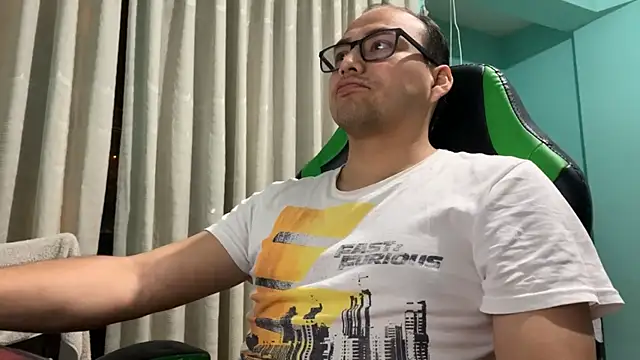 Snapshot of Allen_ibe chatting on October 18, 2025, 3:31 am Allen ibe online show from October 18, 2025, 3:31 am