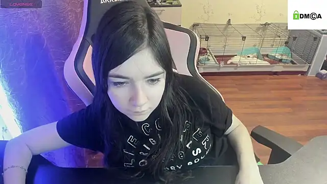 Crazy forest fairy online show from March 23, 2025, 3:32 am