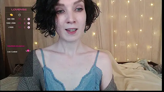 Snapshot of TinaWince chatting on December 7, 2024, 7:38 am TinaWince online show from December 7, 2024, 7:38 am