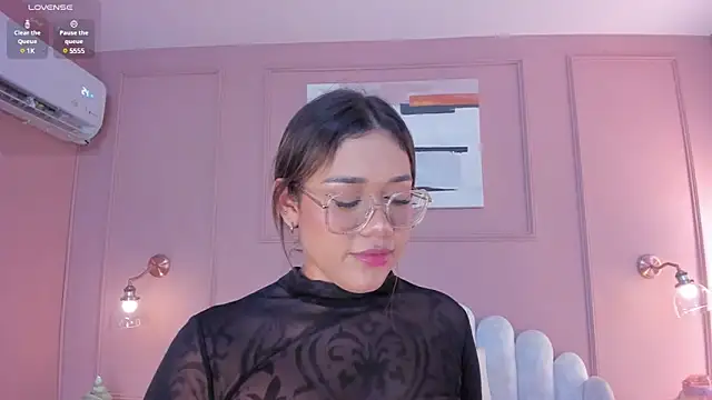 mara brooks online show from March 12, 2025, 7:06 pm