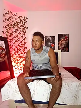 ARTHUR MINI online show from October 8, 2025, 1:03 am