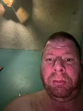 Snapshot of Diaperking916 chatting on February 21, 2025, 9:32 pm Diaperking916 online show from February 21, 2025, 9:32 pm