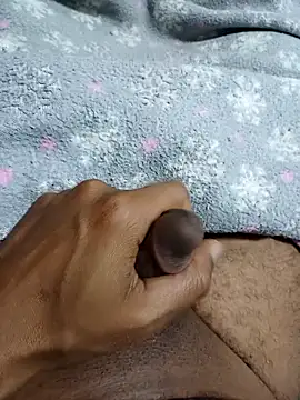 Snapshot of Ali_rz94 chatting on February 8, 2025, 12:17 am Ali rz94 online show from February 8, 2025, 12:17 am