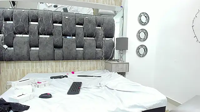 Charlotte Myers online show from February 19, 2025, 6:21 pm