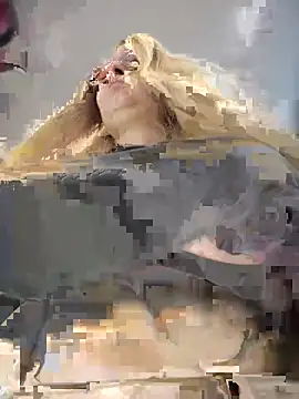 Snapshot of Teya_moon_ chatting on January 9, 2025, 10:41 am Teya moon  online show from January 9, 2025, 10:41 am