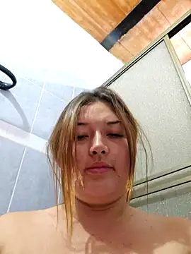 Snapshot of Sofia_Queen17 chatting on February 9, 2025, 4:29 pm Sofia Queen17 online show from February 9, 2025, 4:29 pm