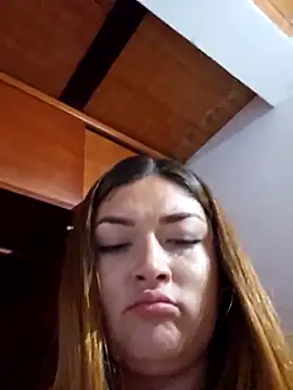 Snapshot of Sofia_Queen17 chatting on February 26, 2025, 2:04 am Sofia Queen17 online show from February 26, 2025, 2:04 am