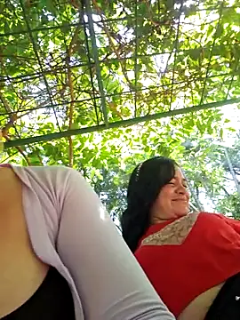 Snapshot of Sofia_Queen17 chatting on February 28, 2025, 6:41 pm Sofia Queen17 online show from February 28, 2025, 6:41 pm