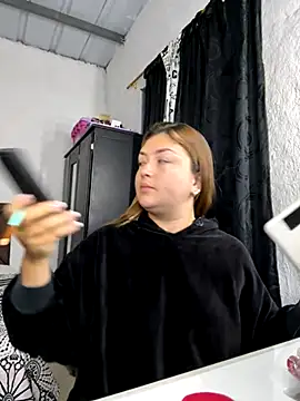 Sofia Queen17 online show from December 5, 2025, 11:08 am