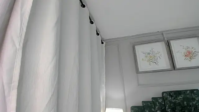 Snapshot of ana_beckett chatting on December 2, 2025, 10:53 am ana beckett online show from December 2, 2025, 10:53 am