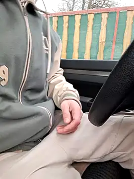 Zeefy online show from January 5, 2025, 8:43 am