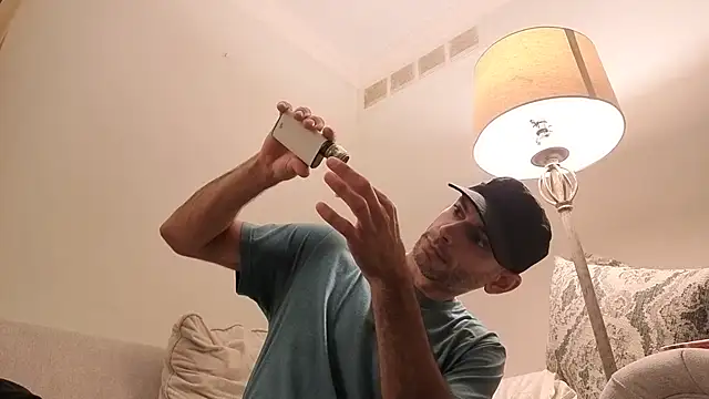 hailzeffn online show from September 16, 2025, 11:00 am