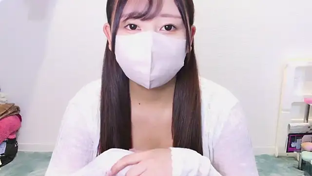 YUTSU KI online show from December 14, 2024, 8:08 pm