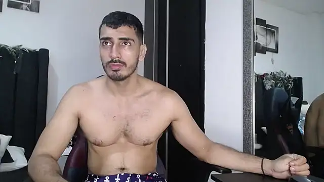 Snapshot of muscle_ares chatting on December 14, 2024, 4:09 pm muscle ares online show from December 14, 2024, 4:09 pm