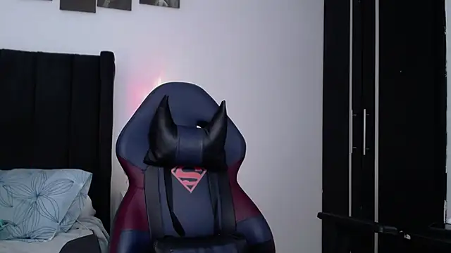 Snapshot of muscle_ares chatting on March 16, 2025, 12:11 pm muscle ares online show from March 16, 2025, 12:11 pm