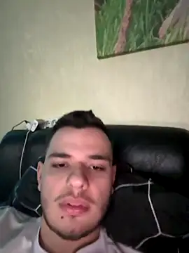 Snapshot of oscar_sweet22 chatting on October 11, 2025, 12:04 pm oscar sweet22 online show from October 11, 2025, 12:04 pm