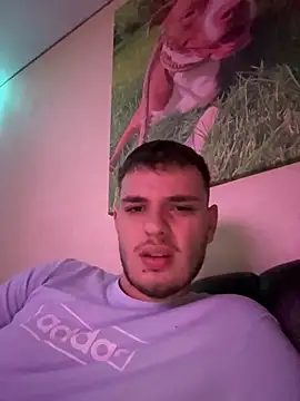 Snapshot of oscar_sweet22 chatting on October 13, 2025, 7:58 pm oscar sweet22 online show from October 13, 2025, 7:58 pm