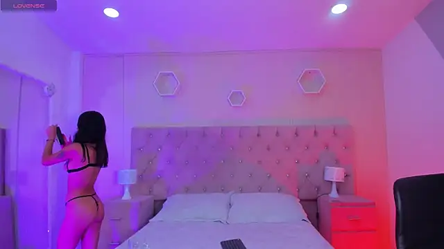 Agathaargent  online show from November 23, 2025, 5:07 am