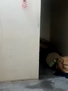 Snapshot of Shoni__ chatting on December 16, 2024, 10:24 pm Shoni online show from December 16, 2024, 10:24 pm