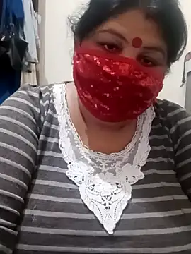 Snapshot of Shoni__ chatting on December 21, 2024, 6:55 pm Shoni online show from December 21, 2024, 6:55 pm