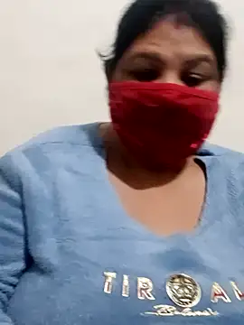 Snapshot of Shoni__ chatting on December 24, 2024, 5:34 pm Shoni online show from December 24, 2024, 5:34 pm