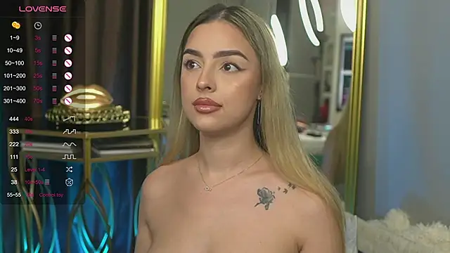 ScarletColes online show from January 21, 2025, 4:32 am