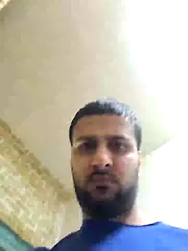 Snapshot of Fucklover011 chatting on October 8, 2025, 1:25 am Fucklover011 online show from October 8, 2025, 1:25 am