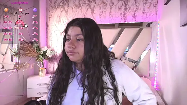 Snapshot of Miaa_Smiith1 chatting on December 15, 2024, 11:34 am Miaa Smiith1 online show from December 15, 2024, 11:34 am