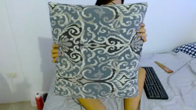 Snapshot of samanta_r_ chatting on February 13, 2025, 10:54 pm samanta r online show from February 13, 2025, 10:54 pm