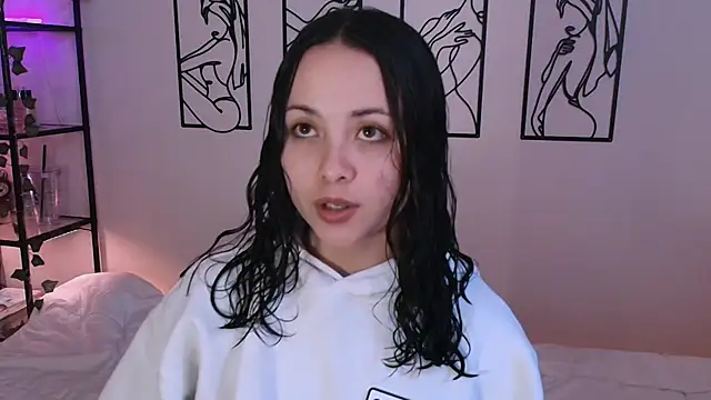 Snapshot of Megan_Rodrigo chatting on October 23, 2025, 5:12 pm Megan Rodrigo online show from October 23, 2025, 5:12 pm