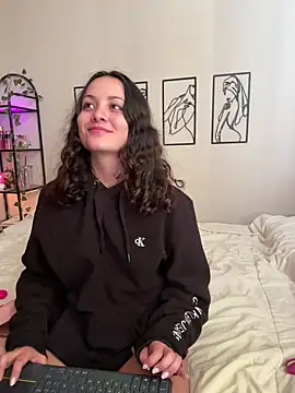 Snapshot of Megan_Rodrigo chatting on November 11, 2025, 7:14 pm Megan Rodrigo online show from November 11, 2025, 7:14 pm