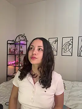 Snapshot of Megan_Rodrigo chatting on November 23, 2025, 7:24 pm Megan Rodrigo online show from November 23, 2025, 7:24 pm