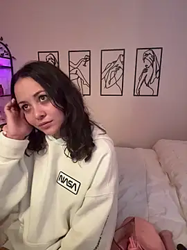 Snapshot of Megan_Rodrigo chatting on November 24, 2025, 7:46 pm Megan Rodrigo online show from November 24, 2025, 7:46 pm