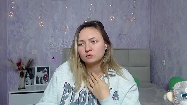 Snapshot of SallyVerda chatting on January 20, 2025, 3:48 am SallyVerda online show from January 20, 2025, 3:48 am