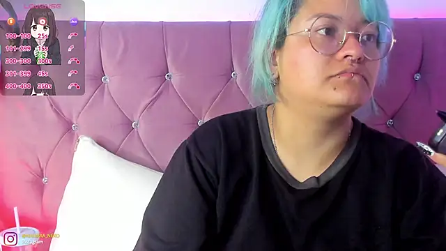Snapshot of lucky-leah chatting on March 21, 2025, 3:33 am lucky-leah online show from March 21, 2025, 3:33 am